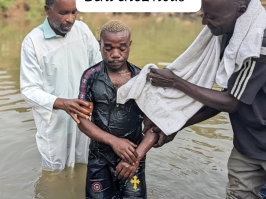 Beni/Religion : L'artiste comédien Nzanzu Mangese se fait baptiser pour la deuxième fois en quatre mois