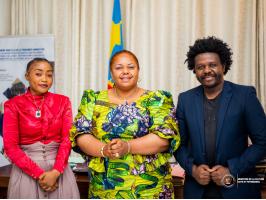 RDC: Mme LA MINISTRE NATIONALE DE CULTURE, ARTS ET PATRIMOINES REÇOIT L'ÉQUIPE DE LA TOILE DE LA PAIX
